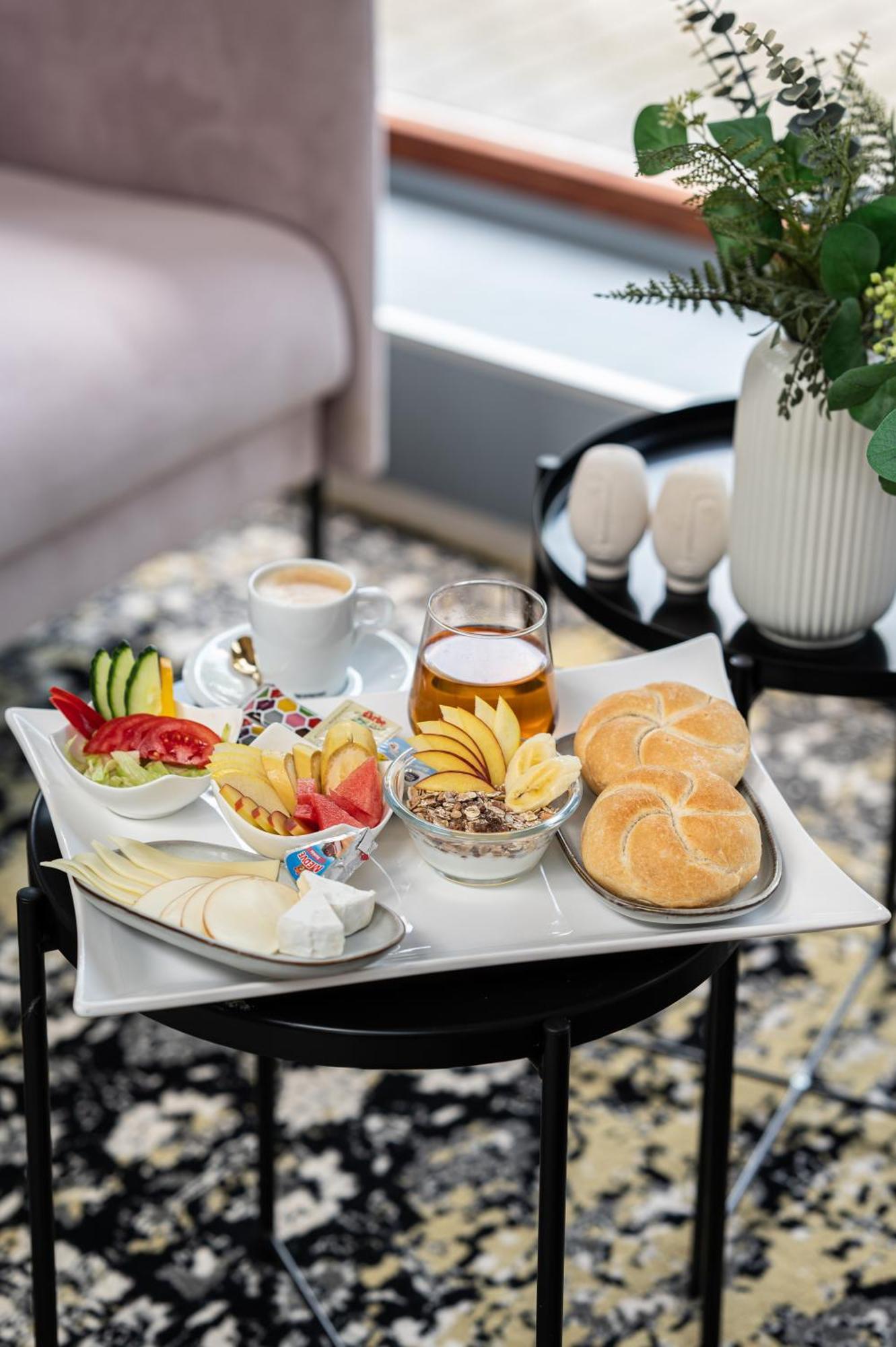 Vadvirag Panzio Hotell Ágfalva Eksteriør bilde